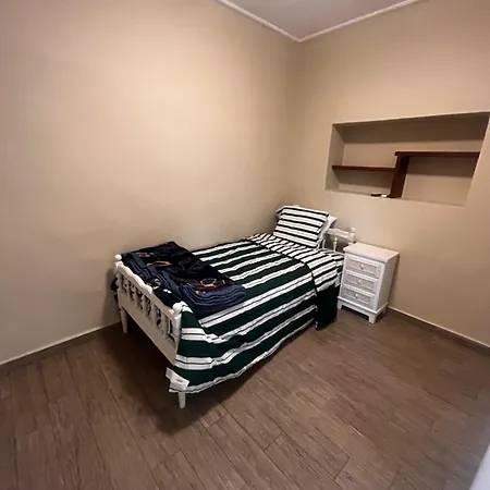 Alachouzos's Homes Apartment *