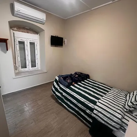 Alachouzos's Homes Apartment *